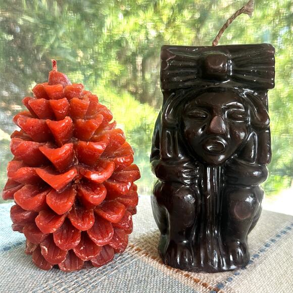 Set of 2 Vintage Novelty Candles Red Pinecone & Brown Tribal Figure Candles - Picture 5 of 15